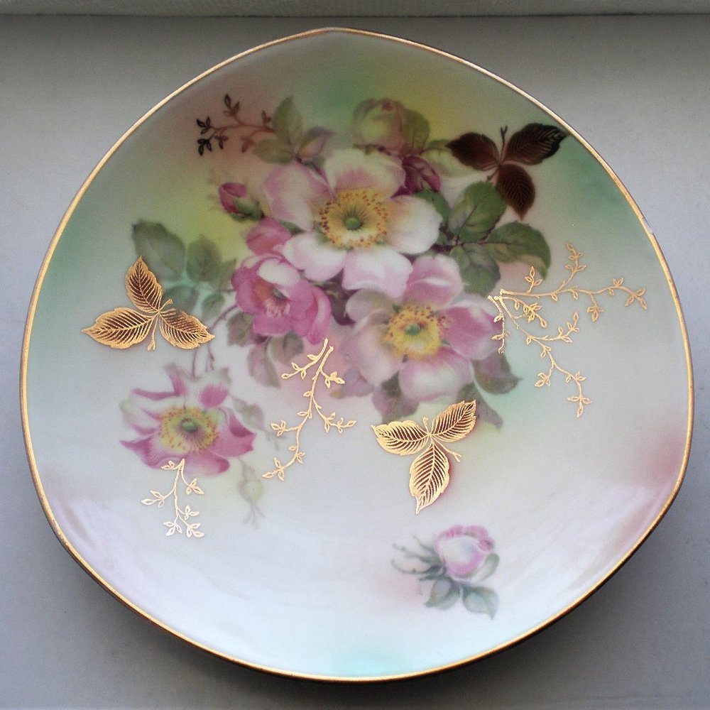 Vintage Schumann Arzberg Germany Wild Rose Gold Trim Nut Candy Dish Bowl